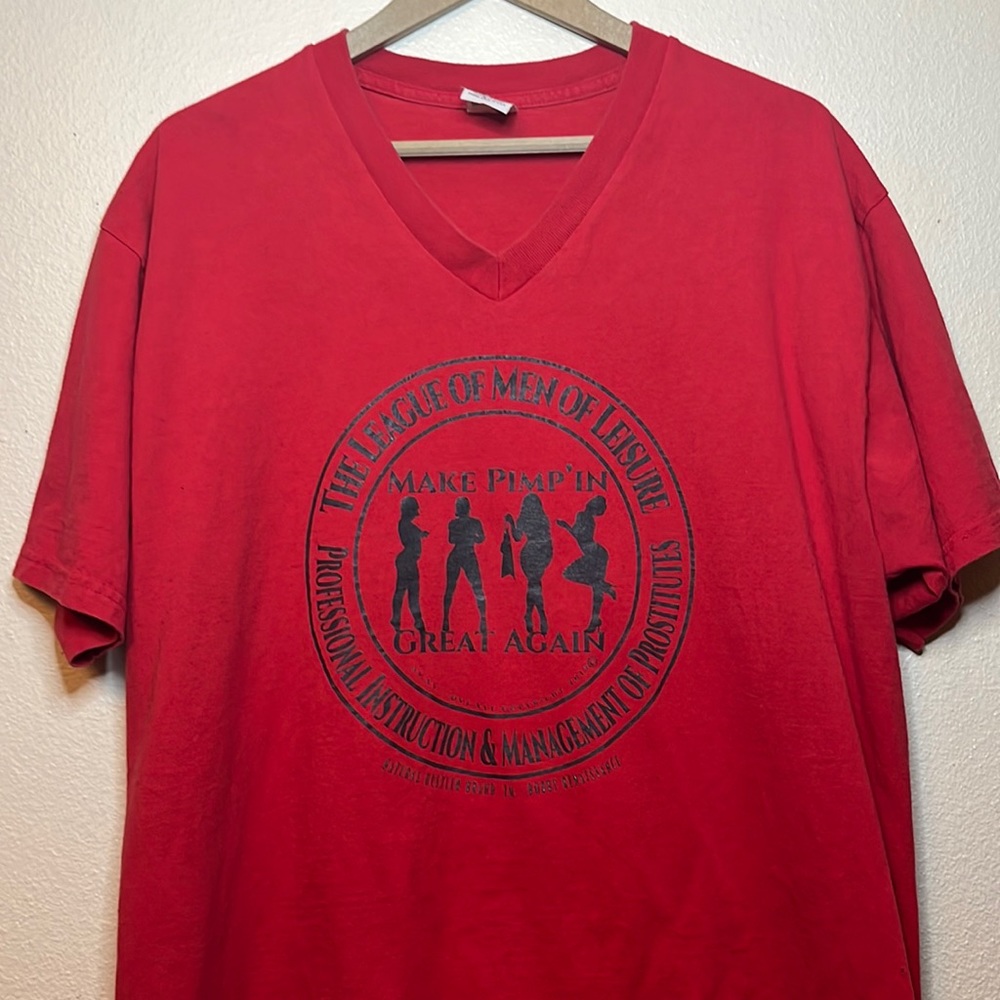 Make Pimp’in great again 10 h Commandments V-neck T-shirt